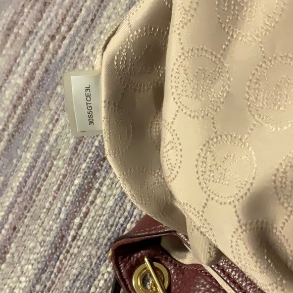 Michael Kors shoulder/hobo bag (authentic) - Picture 8 of 9